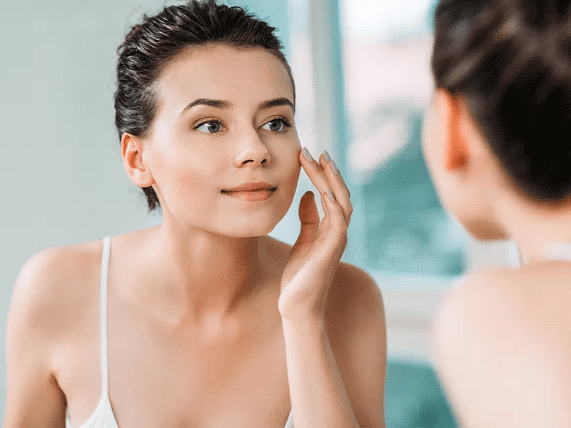 Cloasma gravídico: porque aparecem manchas no rosto durante a gravidez e como podem ser removidas?